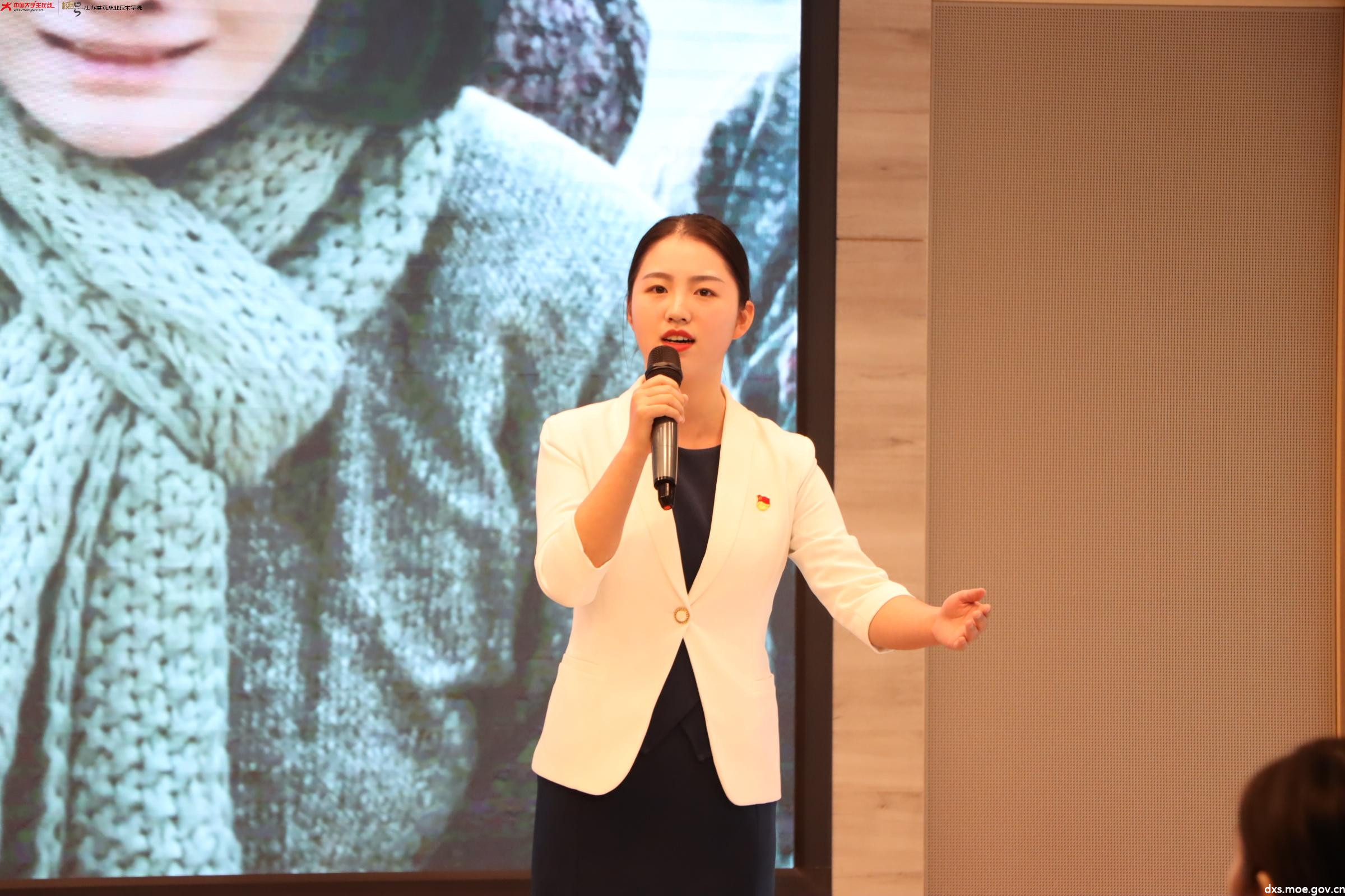 IMG_8084.JPG IMG_8084.JPG